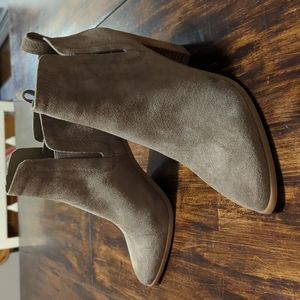 Rory Heeled Suede Booties